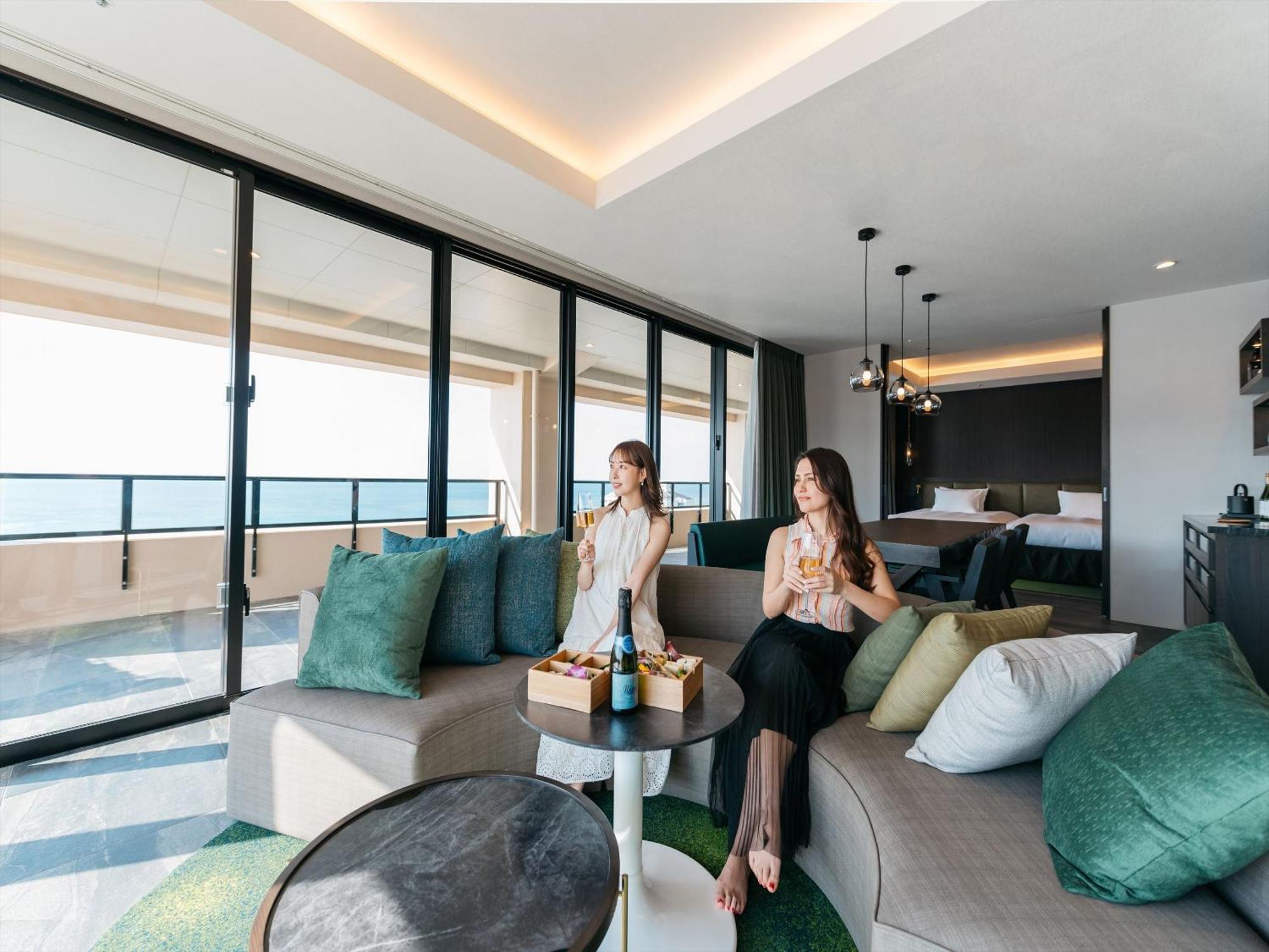 Aquasense Hotel & Resort Онна Екстериор снимка