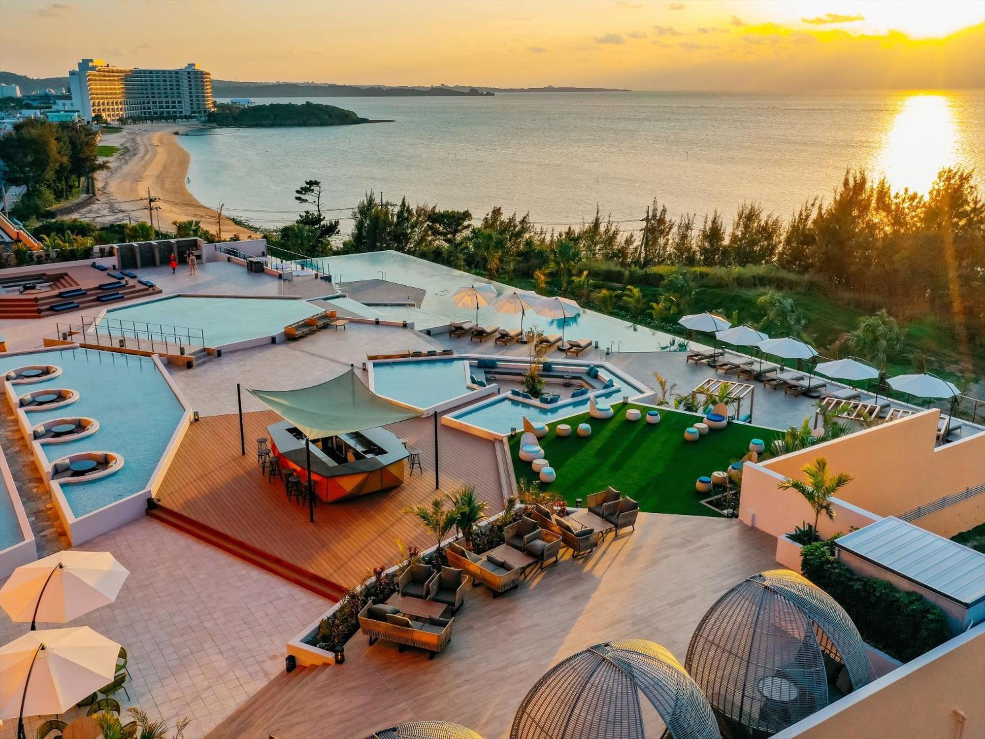 Aquasense Hotel & Resort Онна Екстериор снимка