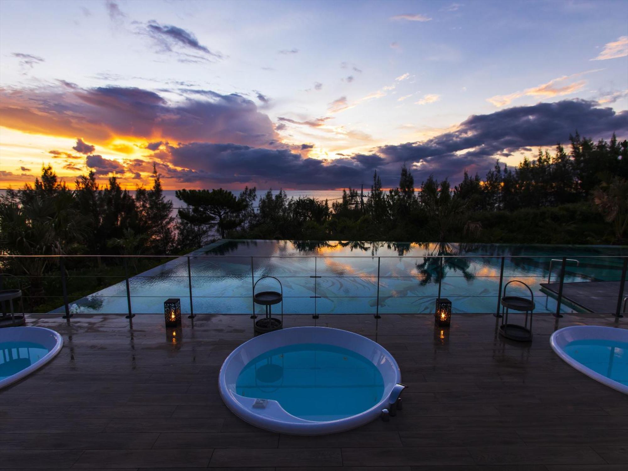 Aquasense Hotel & Resort Онна Екстериор снимка